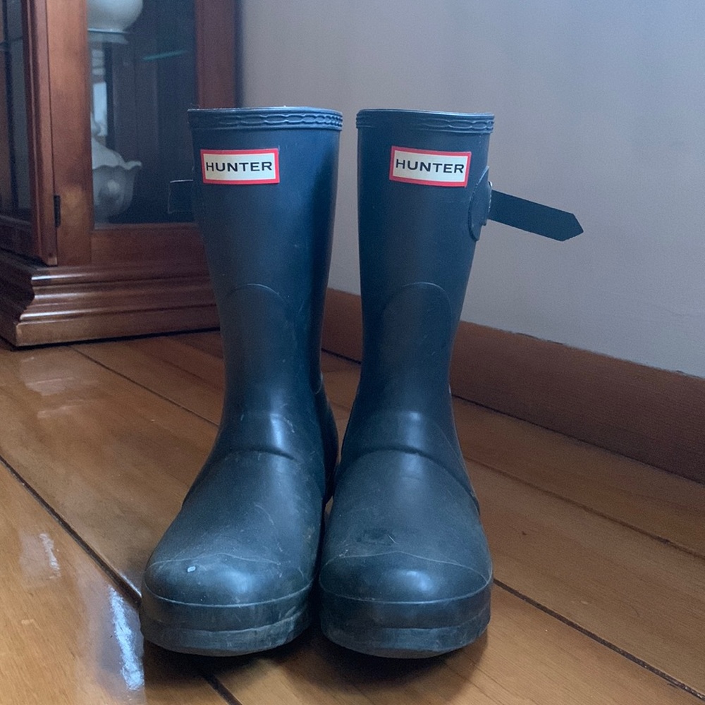 Like new Hunter Boots